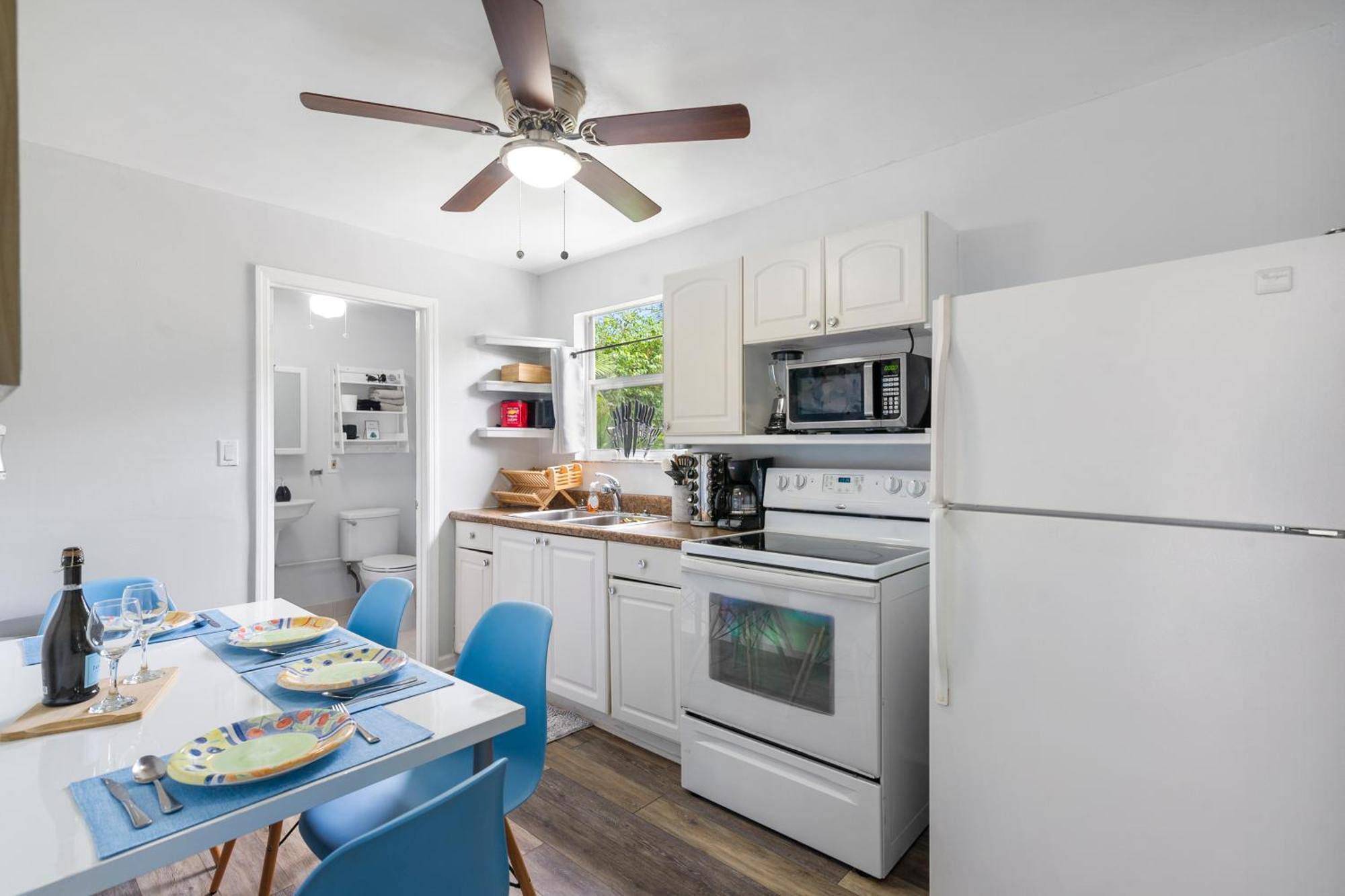 Chic Downtown Vacation Home And Guest Home 西棕榈滩 外观 照片